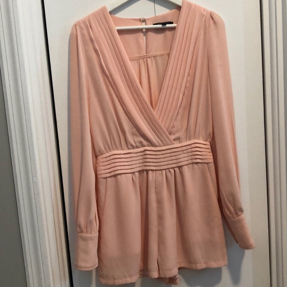 Blush romper - Picture 1 of 7